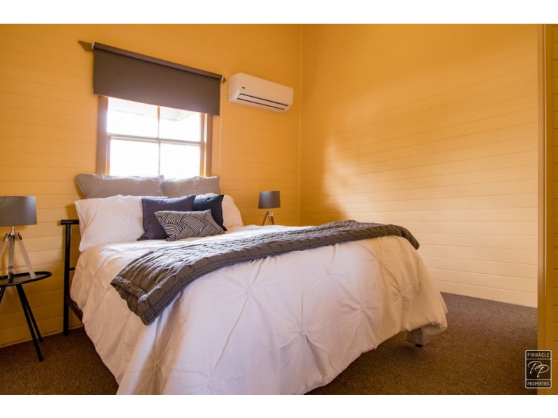 25 Jacaranda Street, East Ipswich QLD 4305