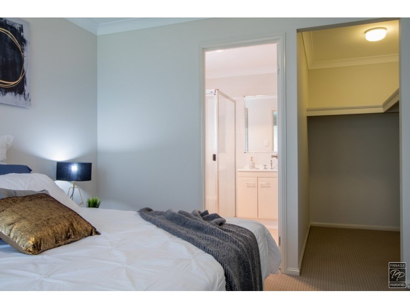 3 Adam Court, Kallangur QLD 4503