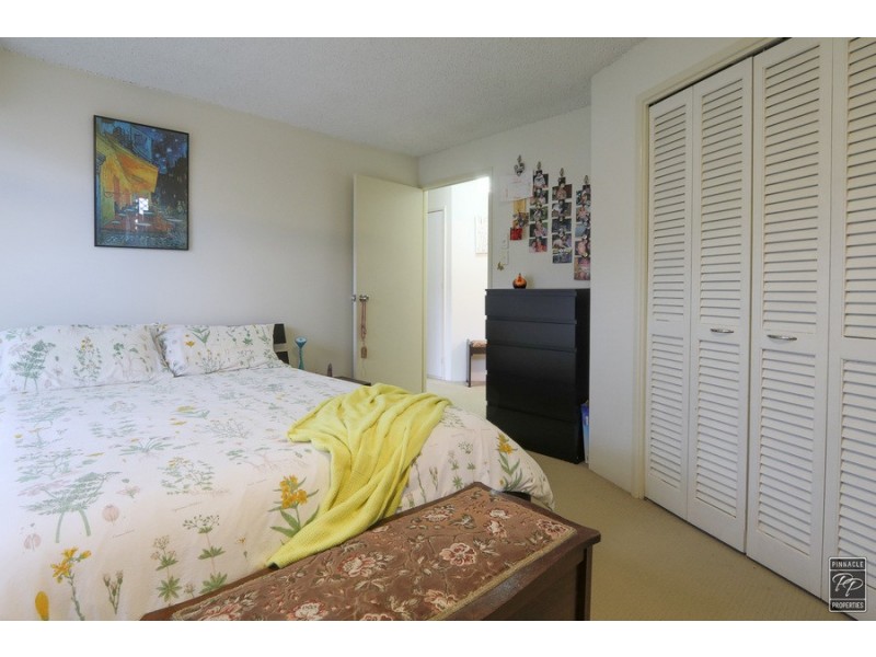 1/133 Central Avenue, Indooroopilly QLD 4068