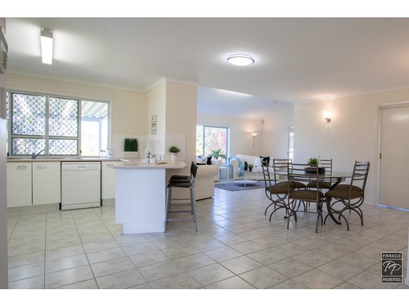 20 Greenfern Place, Ferny Grove QLD 4055