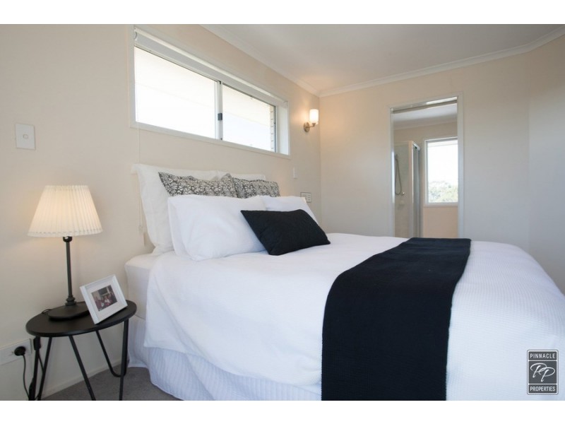 20 Greenfern Place, Ferny Grove QLD 4055