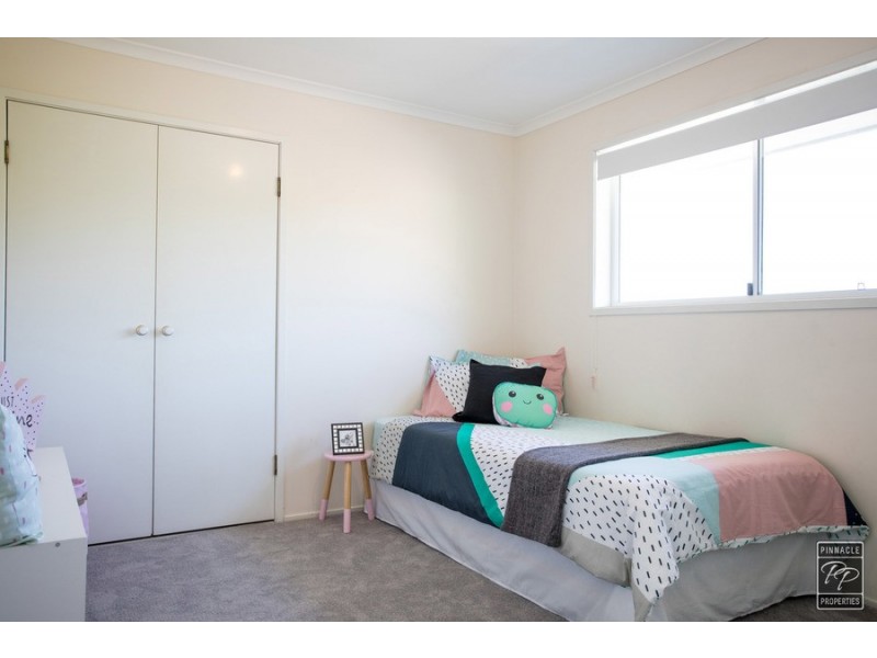 20 Greenfern Place, Ferny Grove QLD 4055