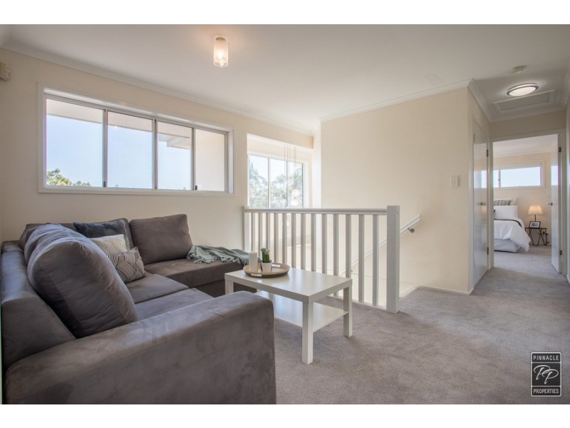 20 Greenfern Place, Ferny Grove QLD 4055