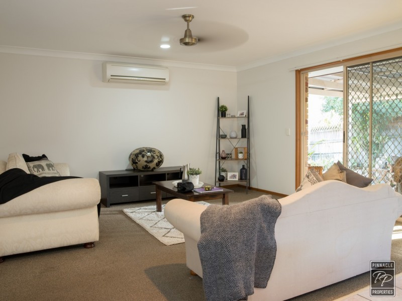 27 Dampier Crescent, Forest Lake QLD 4078