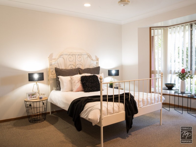 27 Dampier Crescent, Forest Lake QLD 4078