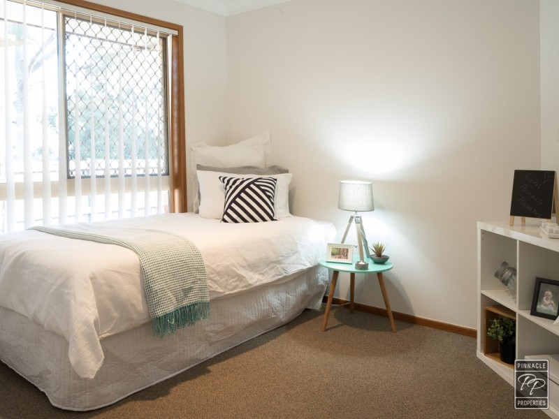 27 Dampier Crescent, Forest Lake QLD 4078