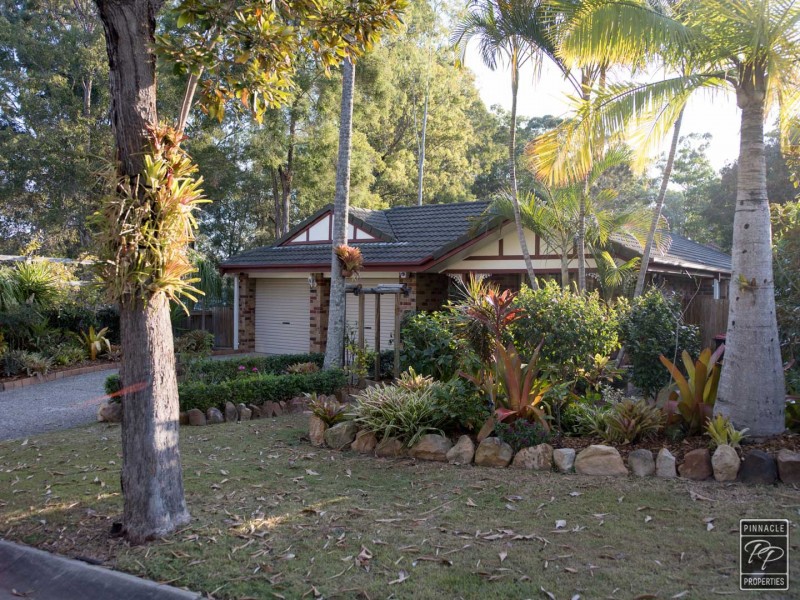 27 Dampier Crescent, Forest Lake QLD 4078