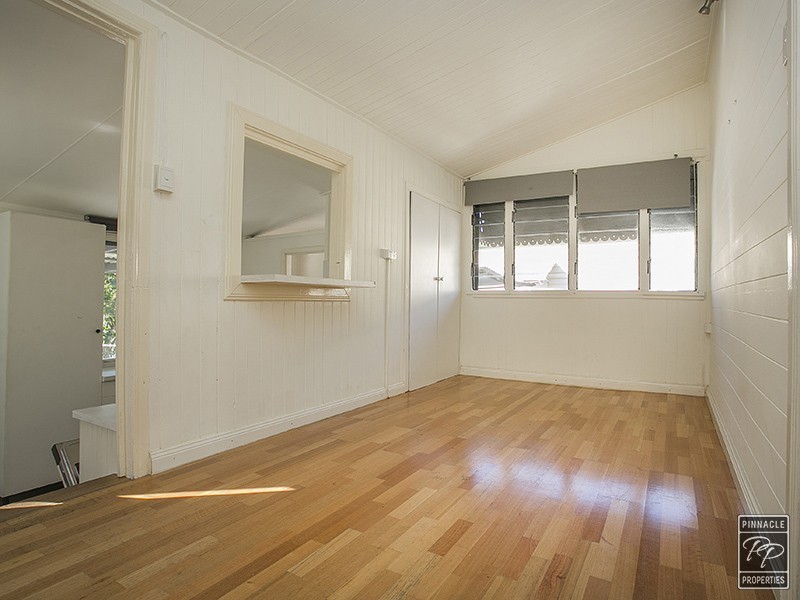 2 Ross Street, Ebbw Vale QLD 4304