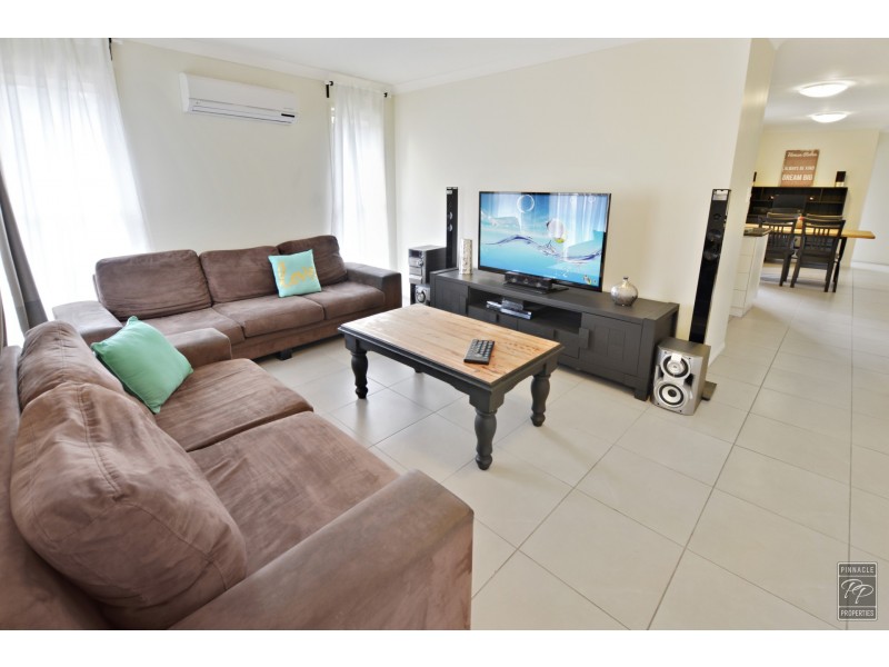 22 Walter Court, Leichhardt QLD 4305
