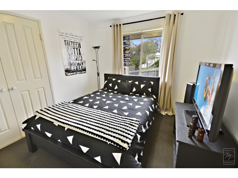 22 Walter Court, Leichhardt QLD 4305