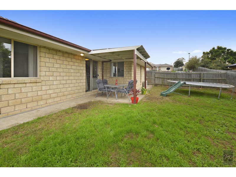22 Walter Court, Leichhardt QLD 4305