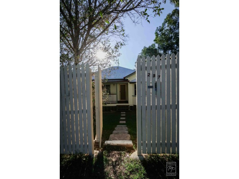 237 Bunya Road, Arana Hills QLD 4054