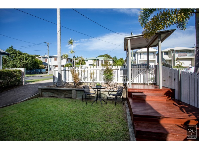 12 Evans Street, Kedron QLD 4031