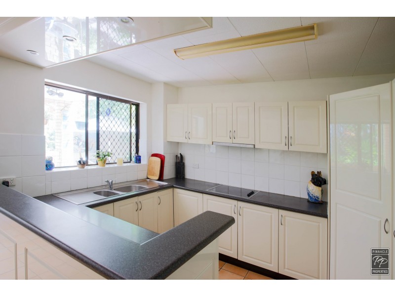 2/44 Brisbane Street, Toowong QLD 4066