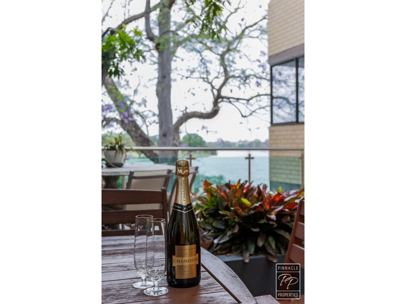 2/44 Brisbane Street, Toowong QLD 4066