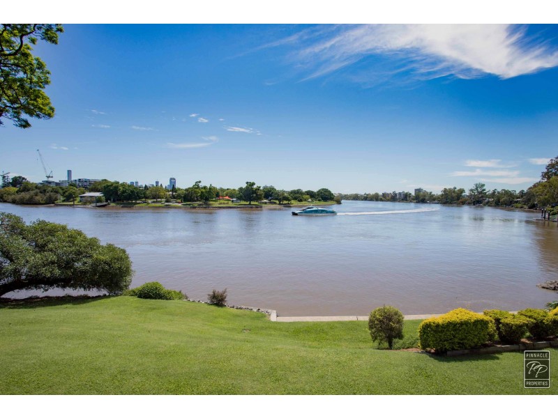 2/44 Brisbane Street, Toowong QLD 4066