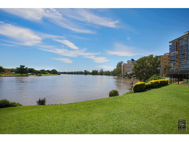 2/44 Brisbane Street, Toowong QLD 4066