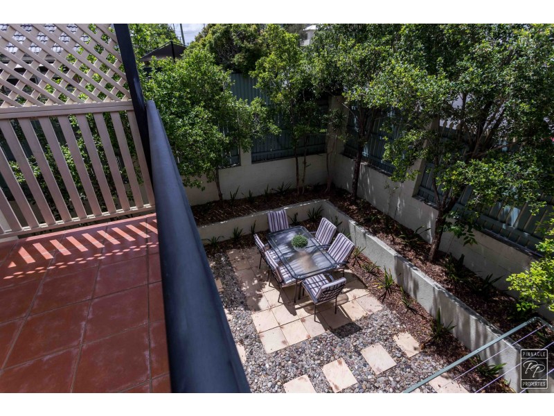 4/108 Richmond Road, Morningside QLD 4170