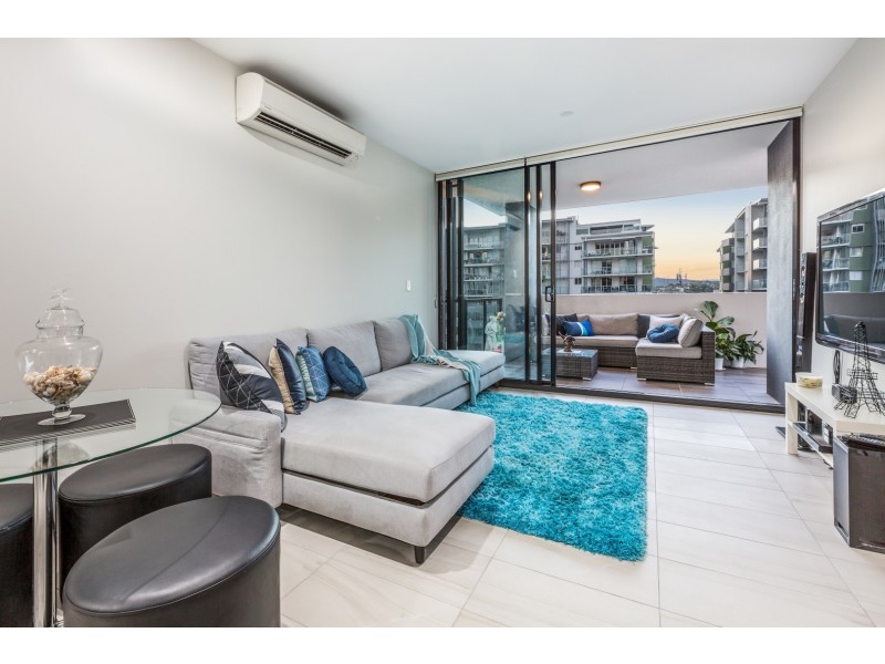 511/8 Hunt Street, Hamilton QLD 4007