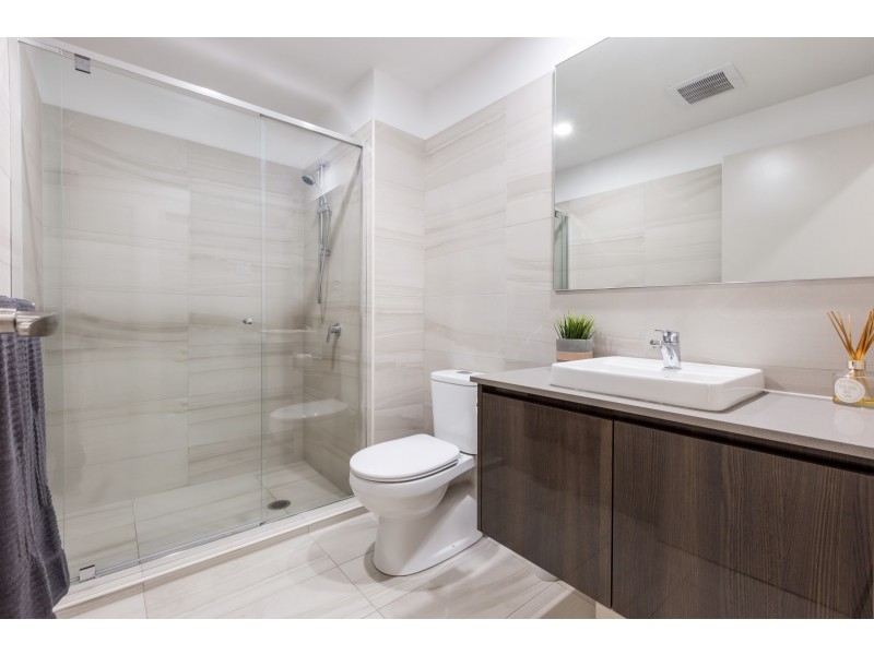 511/8 Hunt Street, Hamilton QLD 4007