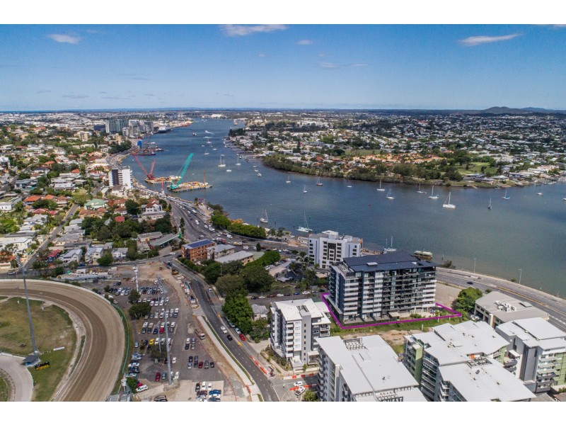 511/8 Hunt Street, Hamilton QLD 4007