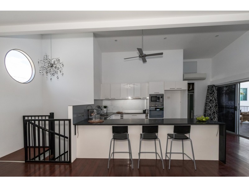34 Michel Road, Scarborough QLD 4020