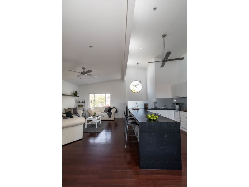 34 Michel Road, Scarborough QLD 4020