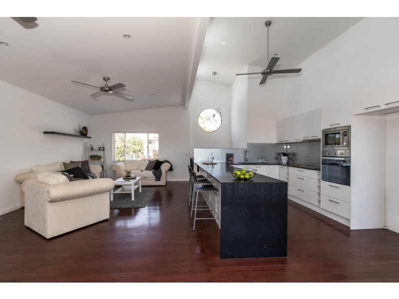 34 Michel Road, Scarborough QLD 4020