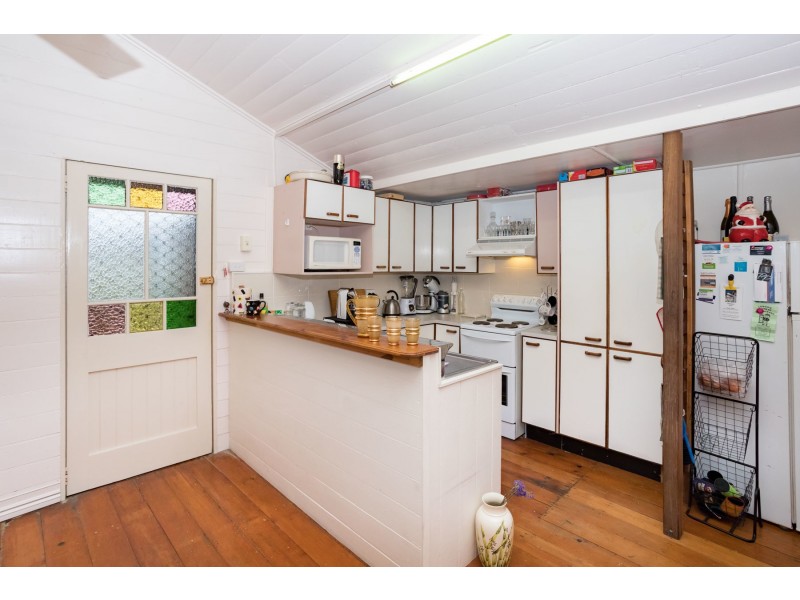 25-29 Park Street, Lowood QLD 4311