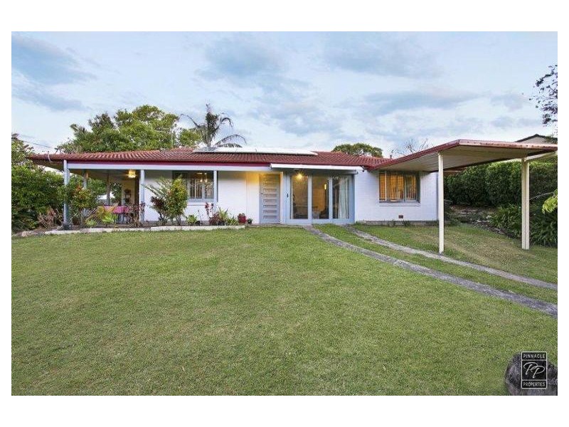 4 Jedburgh Street, Kenmore QLD 4069