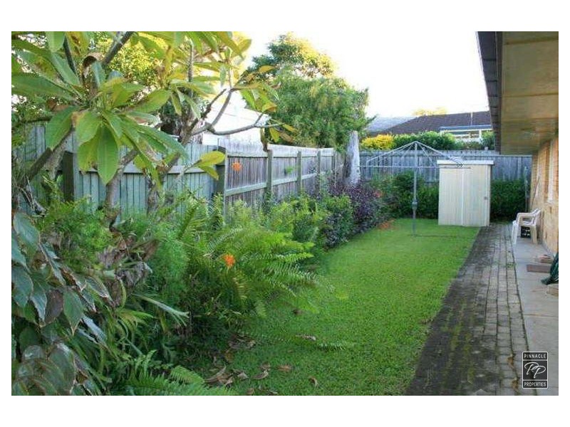 4 Jedburgh Street, Kenmore QLD 4069