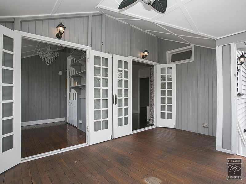 1/65 Cedar Street, Greenslopes QLD 4120