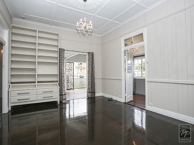 1/65 Cedar Street, Greenslopes QLD 4120