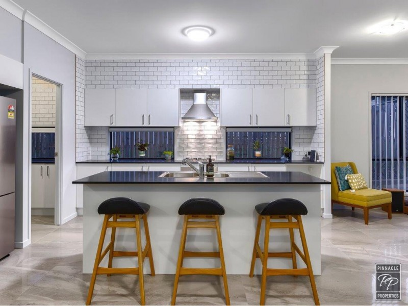 24 Kidgell Street, Stafford QLD 4053