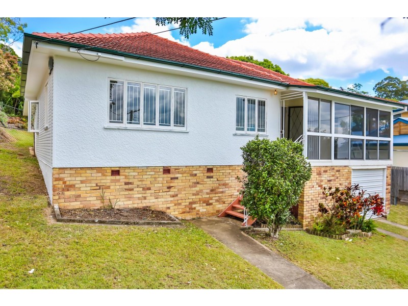 28 Goorama Street, Stafford QLD 4053