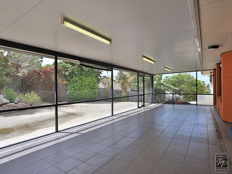 11 Feldsman Court, Petrie QLD 4502