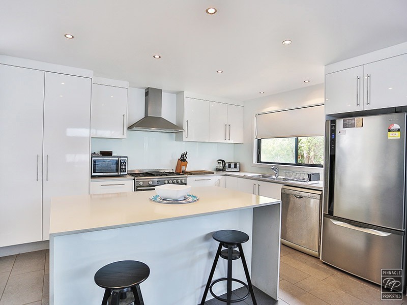 100 Sibley Road, Wynnum West QLD 4178