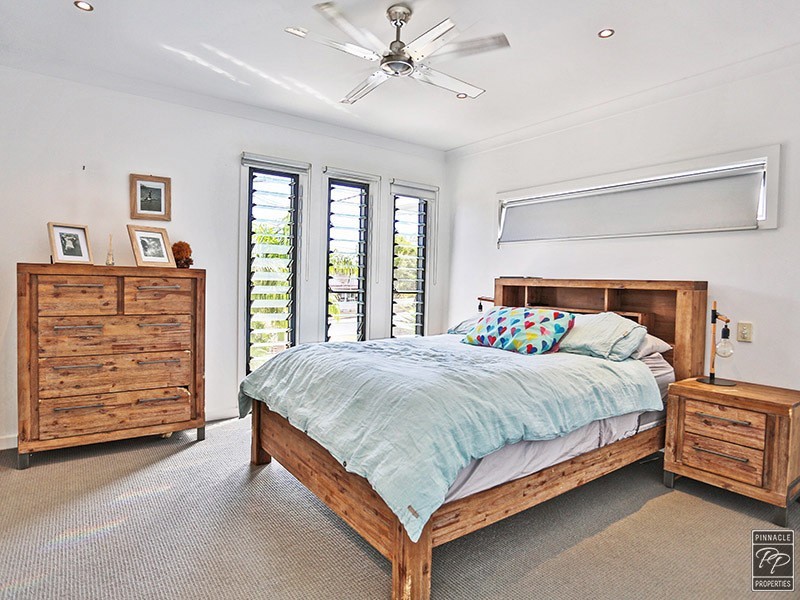 100 Sibley Road, Wynnum West QLD 4178