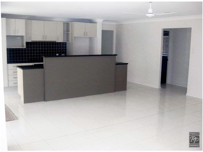 5 Clarence Avenue, Springfield QLD 4300
