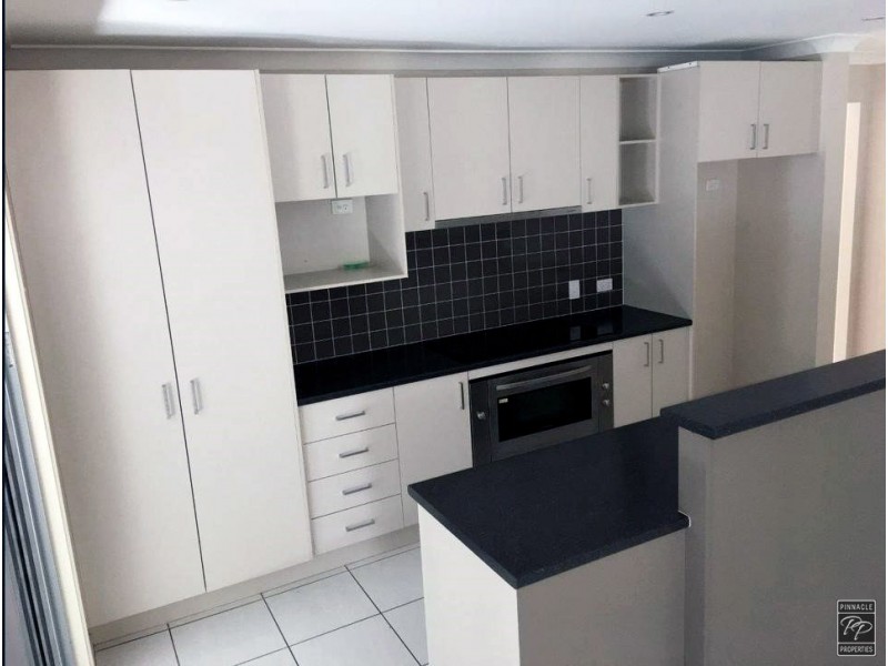 5 Clarence Avenue, Springfield QLD 4300