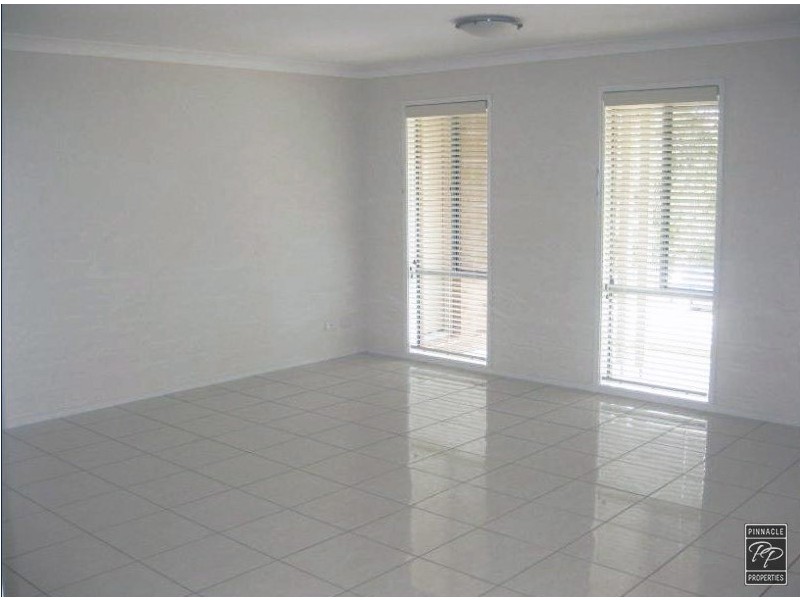 5 Clarence Avenue, Springfield QLD 4300