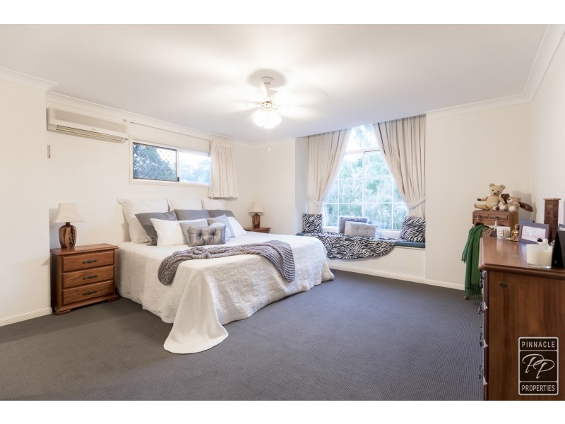 46 McConnell Crescent, Brookfield QLD 4069