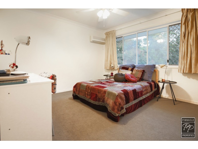 46 McConnell Crescent, Brookfield QLD 4069