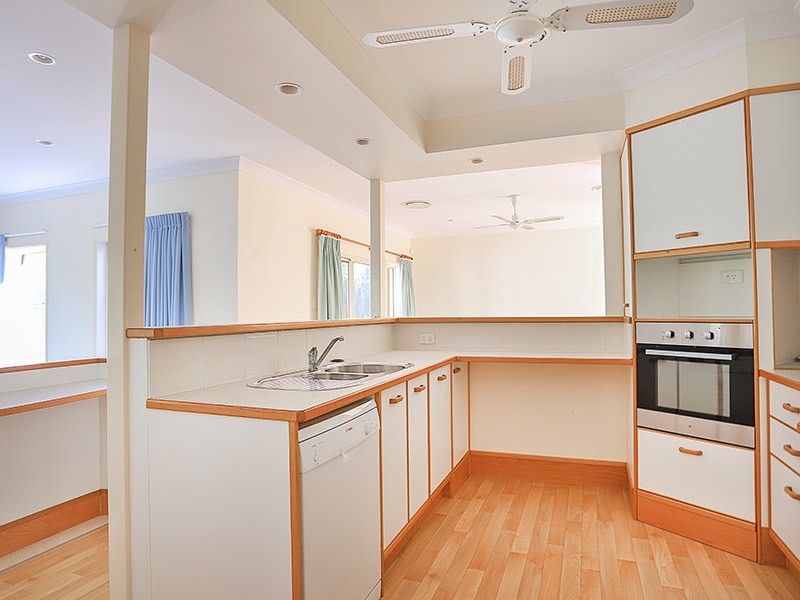 17 Midson Street, Petrie QLD 4502