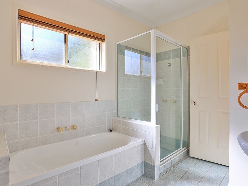 17 Midson Street, Petrie QLD 4502