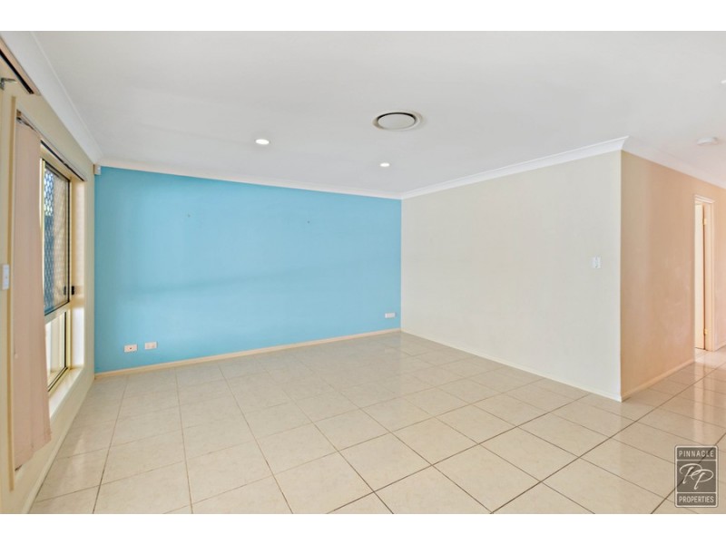 36 Columbus Place, Forest Lake QLD 4078