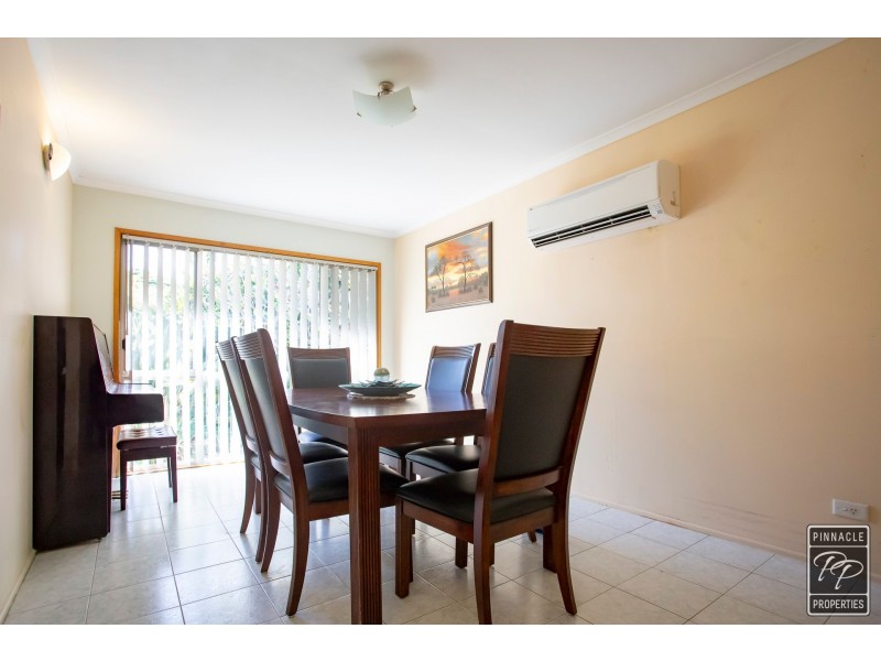 5 Roy Lane, Camira QLD 4300