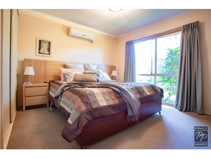 5 Roy Lane, Camira QLD 4300