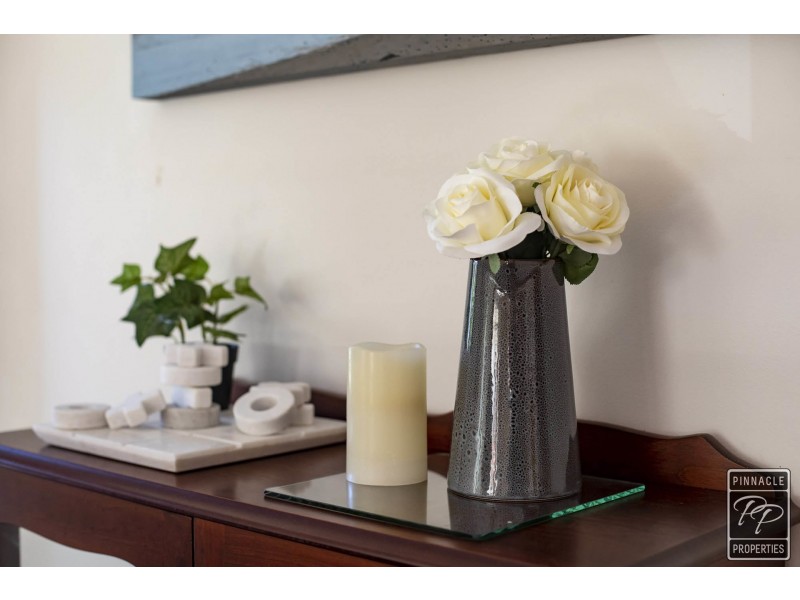 42 Pareena Crescent, Mansfield QLD 4122