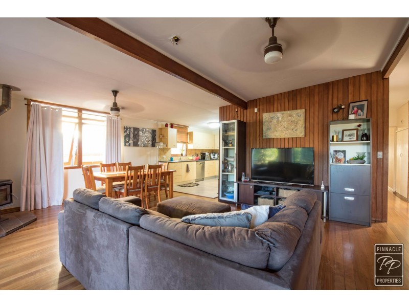 10 Pirrie Street, The Gap QLD 4061